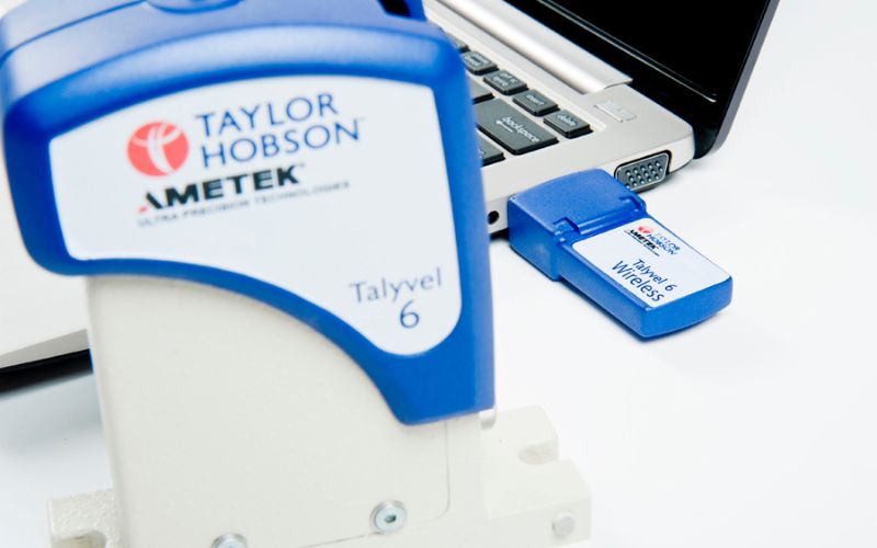 levelness-measurement-with-Taylor-Hobson-Talyvel-Systems